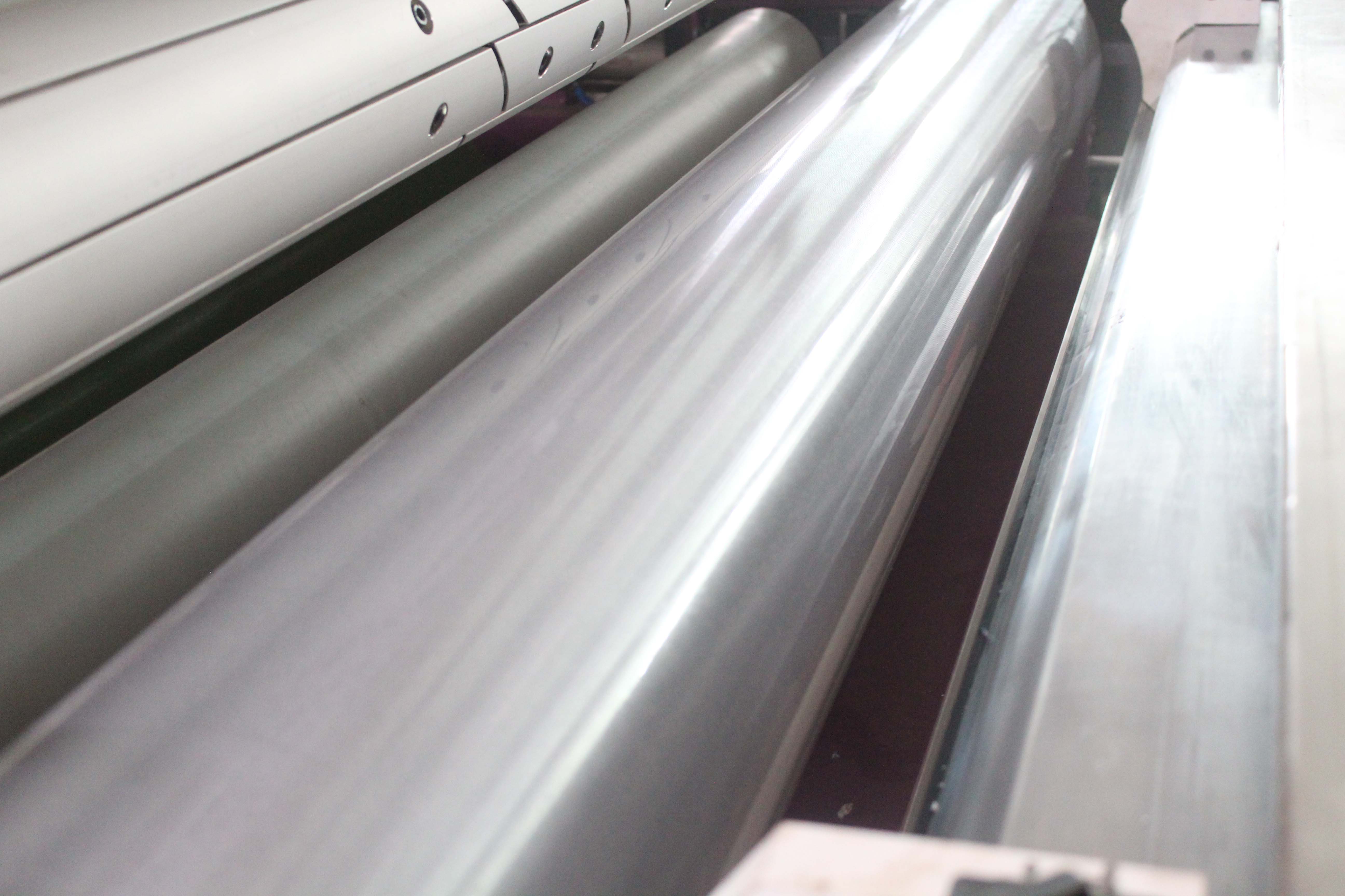 面料復(fù)合機(jī)復(fù)合后的材料有什么好處？